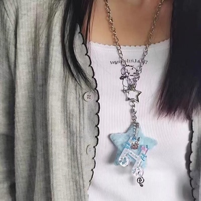 原创设计甜美音符星星项链多巴胺可爱长款亚文化水钻吉他毛衣链