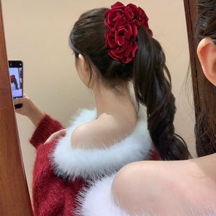 复古气质红色玫瑰花朵丝绒香蕉夹女高级感马尾夹竖夹新年头饰发饰