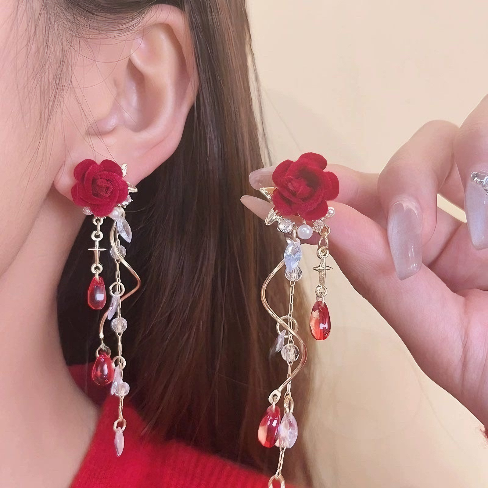 方圆脸天菜!丝绒红玫瑰流苏耳饰美绝了超仙无耳洞耳夹复古耳钉