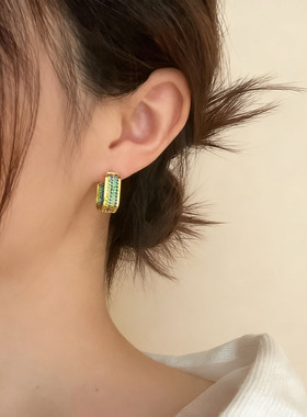 轻奢精致小巧镶钻耳环女小众气质设计个性通勤百搭仙女风耳钉耳饰