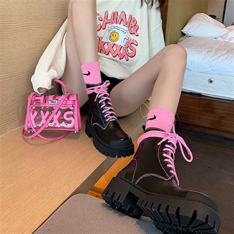 新款网红马丁e靴女2020秋粉色圆头系带厚底粗跟短靴显瘦百搭机车
