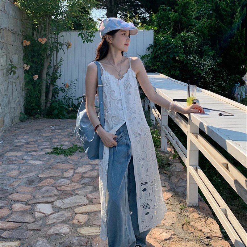 法式复古设计感镂空提花吊带连衣裙女夏季小众别致叠穿开叉长裙