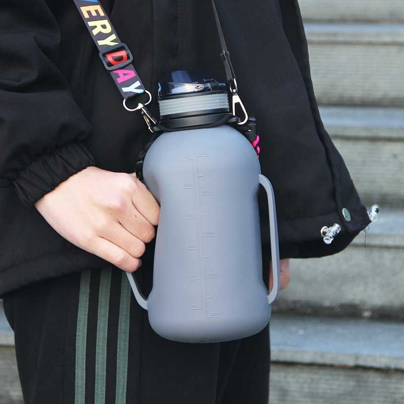 大容量吸管水杯耐高温杯子带刻度运动折叠便携水壶硅胶健身吨吨桶,餐饮具,太空杯,淘宝优惠券,粉丝福利购,淘宝优惠卷