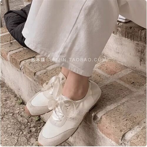 苏木槿小众复古蕾丝德训鞋平底牛筋底显瘦运动鞋单鞋女2025春秋新