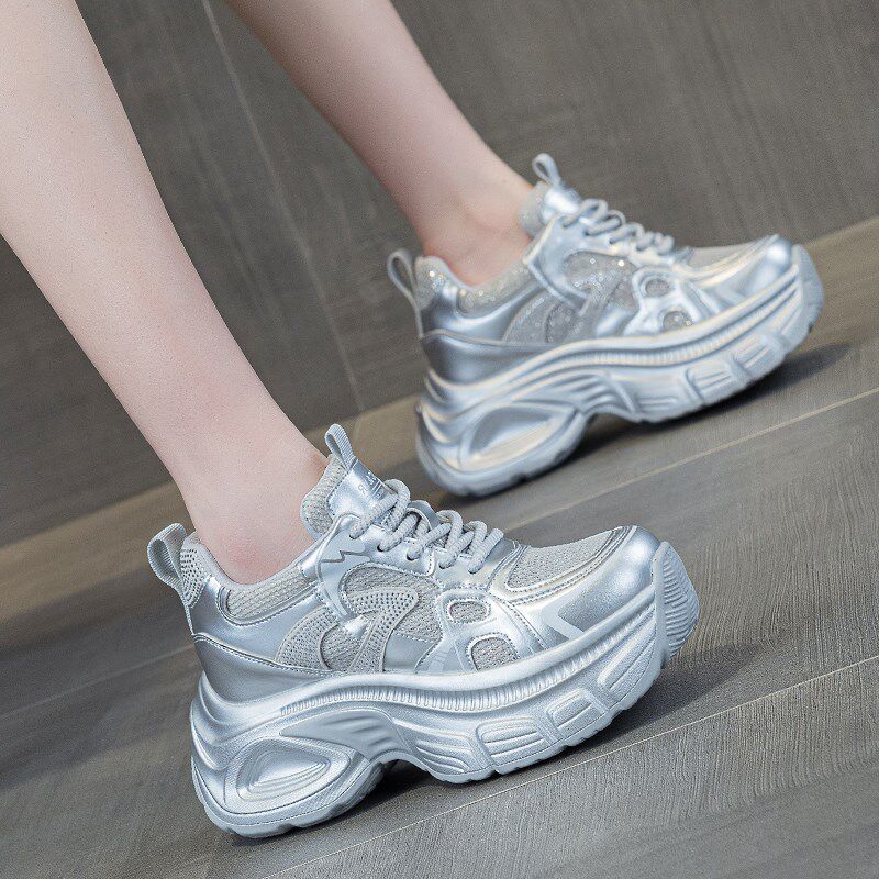 时尚银色厚底内增高老爹鞋女款软底2025夏季新超火单网透气休闲鞋
