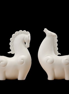 创意办公室摆件新中式客厅选书房电脑桌面动物马到成功装饰摆设品