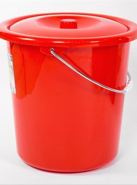 两个珠江牌红色结婚洗澡家用塑料加厚储水桶拖地圆桶含盖
