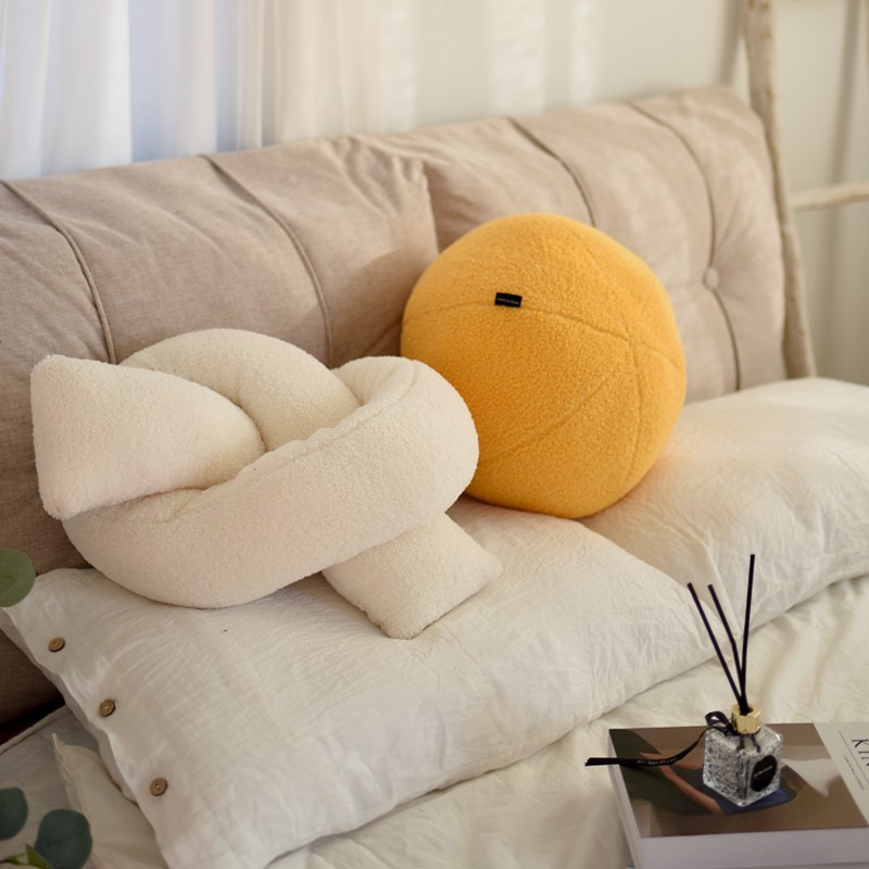 创意打结球装饰抱枕花朵毛绒靠枕家居卧室沙发床头靠垫拍照道具