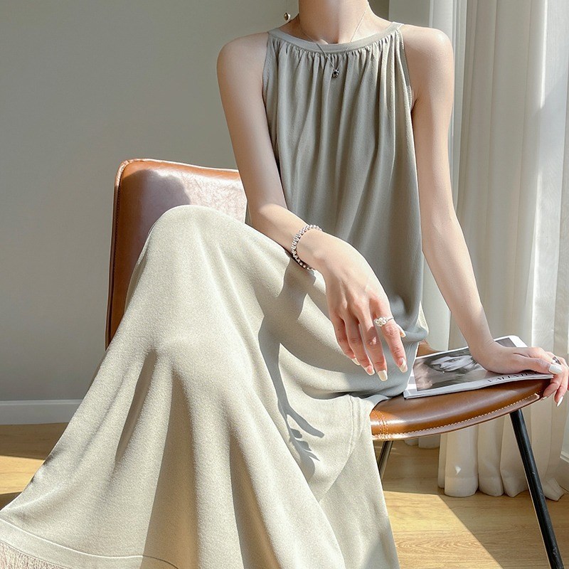 2024夏季新款曲珠垂感圆领女士宽松显瘦百搭针织薄款吊带流苏长裙