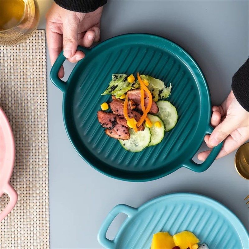 北欧双耳烤盘圆形陶瓷微波炉烤箱专用条纹家用菜盘意面盘披萨盘