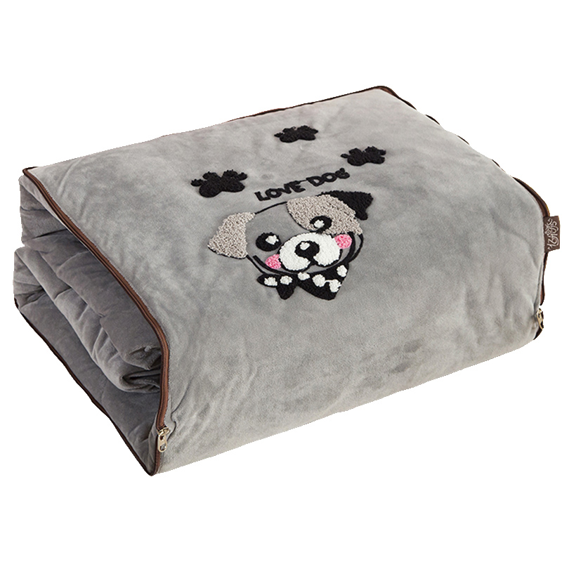 车用抱枕被子两用珊瑚绒枕头抱枕毯靠枕小汽车二合一加厚车载定制