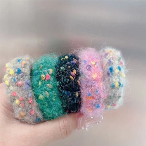 秋冬小女孩毛毛发圈甜甜圈彩色柔软百搭发绳扎头发高弹力加粗头绳