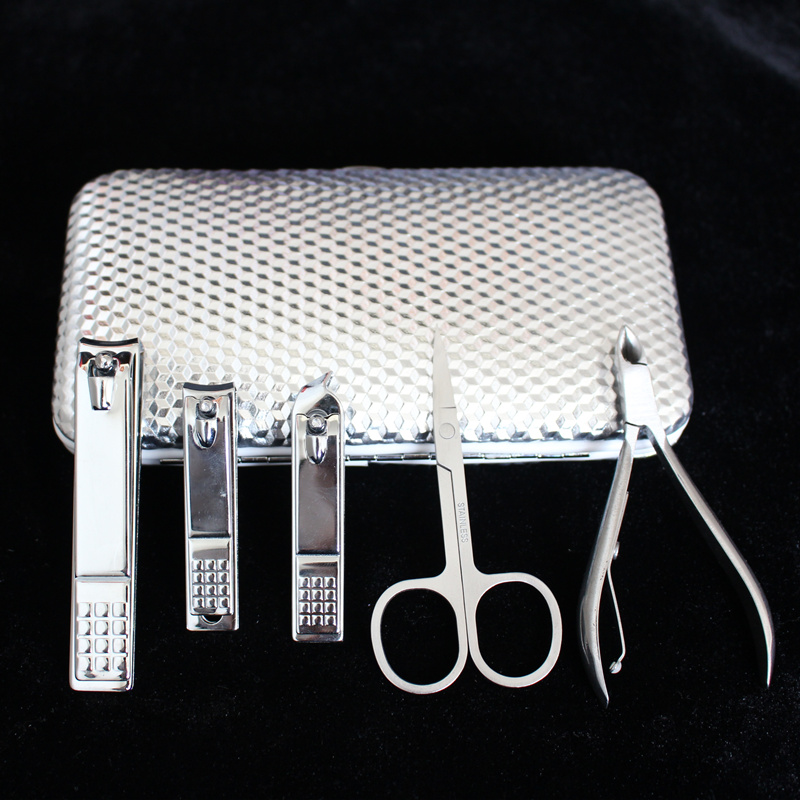 剪指甲刀套装全套指甲剪套盒斜口指甲钳修脚工具掏耳朵挖耳勺