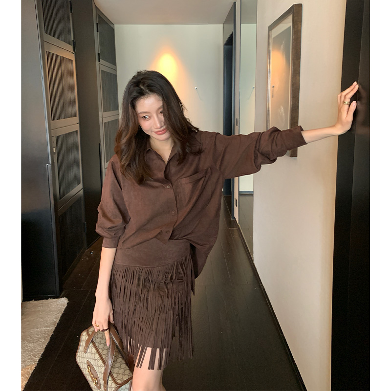 Alone Savor龙喜儿 时尚复古流苏女半裙简约仿皮长袖衬衫套装X797