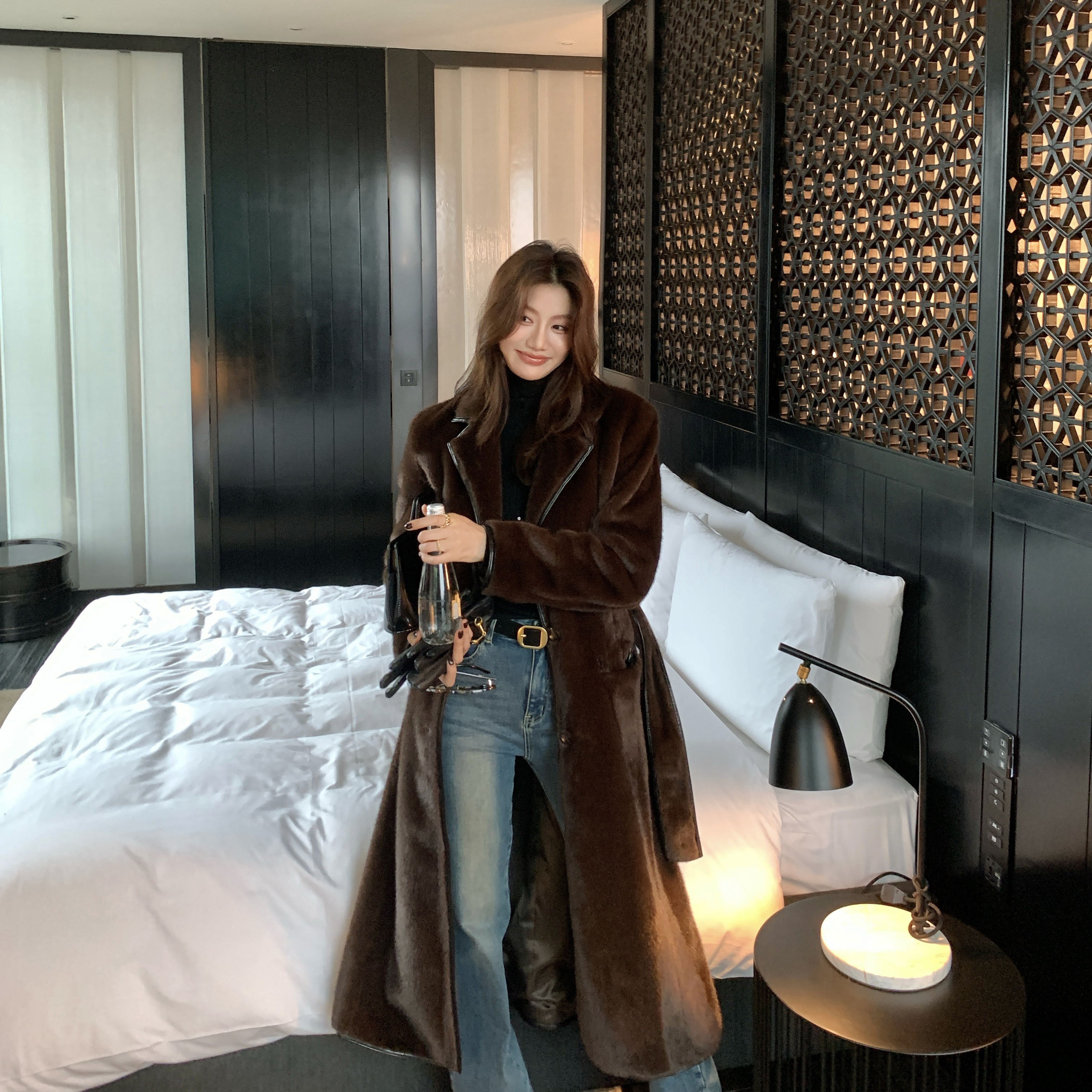 Alone Savor龙喜儿 贵气仿千金貂皮草收腰显瘦包边女士短外套Q205