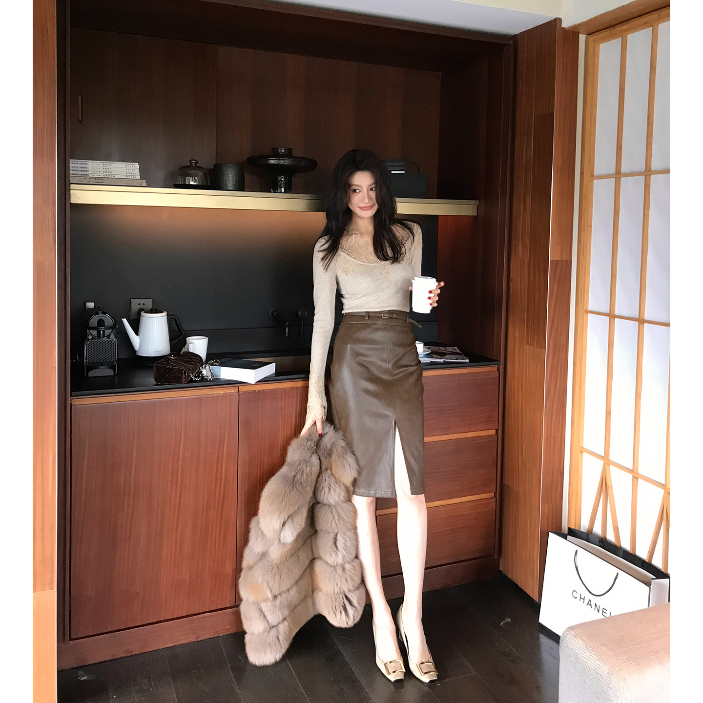 Alone Savor龙喜儿 优雅简约包臀半身裙直筒中长款开叉皮裙女L663