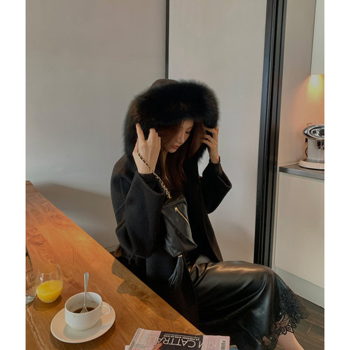 Alone Savor龙喜儿 优雅复古蕾丝花边半身裙直筒舒适女士皮裙A960