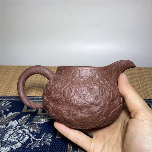 宜兴纯手工紫砂供春公道杯 复古大号分茶器茶海公杯紫泥段泥300cc