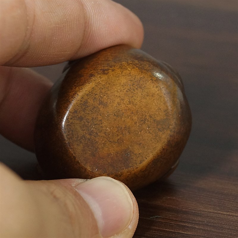 厂价苏工实心铜生肖猪桌面摆件卡通猪茶宠茶玩可养小铜猪镇纸文镇