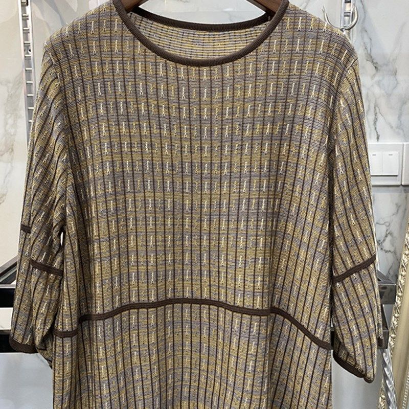 妈妈春秋装提花宽松针织衫七分袖T恤中老年女装打底衫上衣加肥大