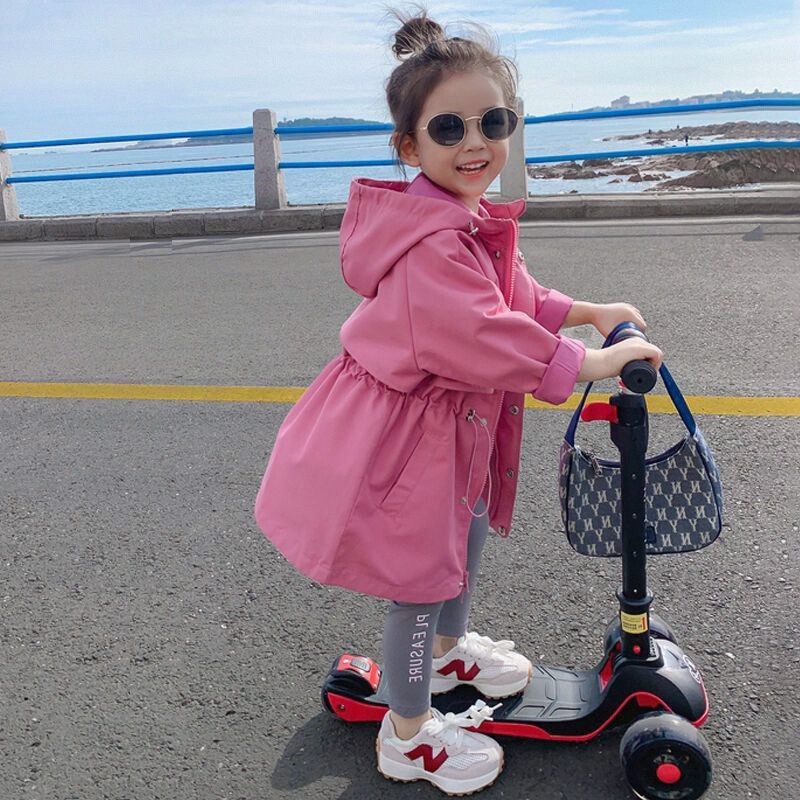 女童春秋装2023新款小孩童韩版冲锋衣中长版风衣外套宝宝洋派大衣