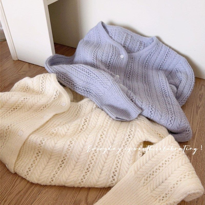 设计感镂空紫色V领针织开衫春季女装宽松显瘦小个子短款毛衣外套