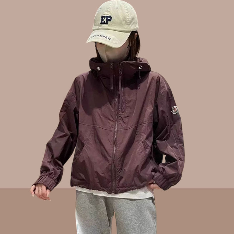 冲锋衣女款2024春秋季新款爆款连帽上衣女士短外套薄款女装棒球服