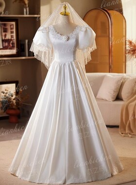 恋之辰高级感小个子2025新款轻奢缎面新娘轻婚纱影楼服装蕾丝礼服