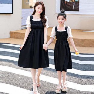 不一样亲子装高端母女连衣裙夏季2024新款潮洋气网红炸街度假裙子