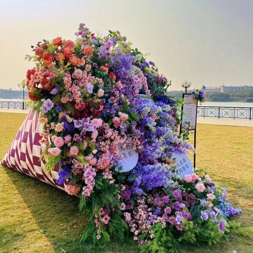 网红巨型大捧花商业美陈落地摆件美化空间拍照打卡道具大型花束
