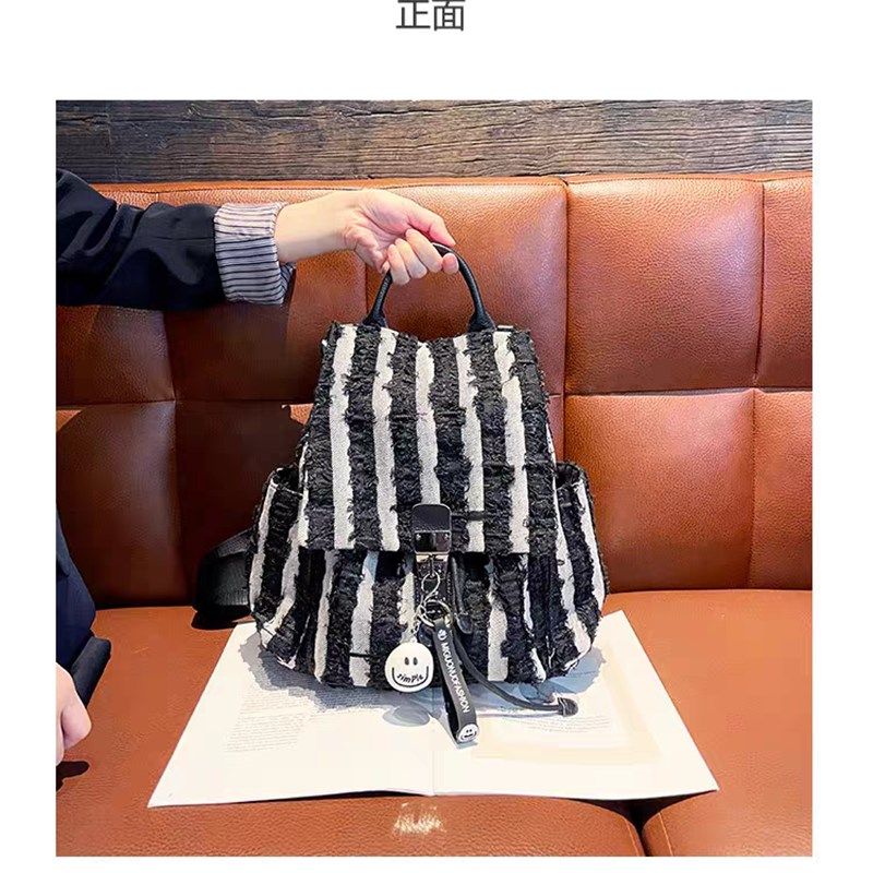 撞色帆布时尚背包女2024新款双肩包条纹牛仔配牛皮抽绳旅行包书包,箱包皮具/热销女包/男包,通用款女包,淘宝优惠券,粉丝福利购,淘宝优惠卷