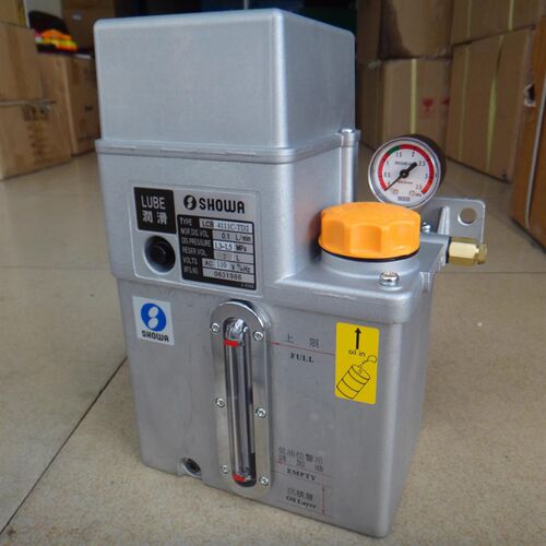 日本SHOWA建荣精机数控机床电动润滑油泵打油器LCB4111C-TD2