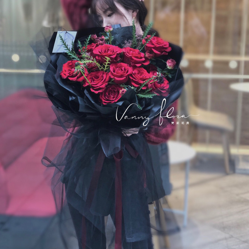 大黑纱白纱仙女纱包花网纱玫瑰鲜花花束包装纱幔diy包装材料大纱