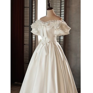 法式小个子复古缎面轻婚纱新娘敬酒服在逃公主一字肩港风礼服白色