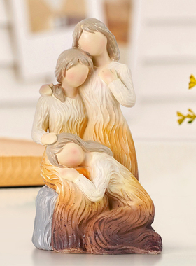 高级感结婚礼物北欧人物艺术雕像纪念日全家福装饰品一家人摆件