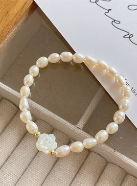 天然淡水珍珠颈链女夏项链 时尚白玫瑰吊坠设计感锁骨链 饰品