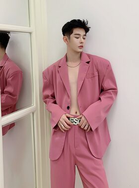 2022春装新款粉色英伦风西装外套男复古个性宽松时尚休闲小西服男