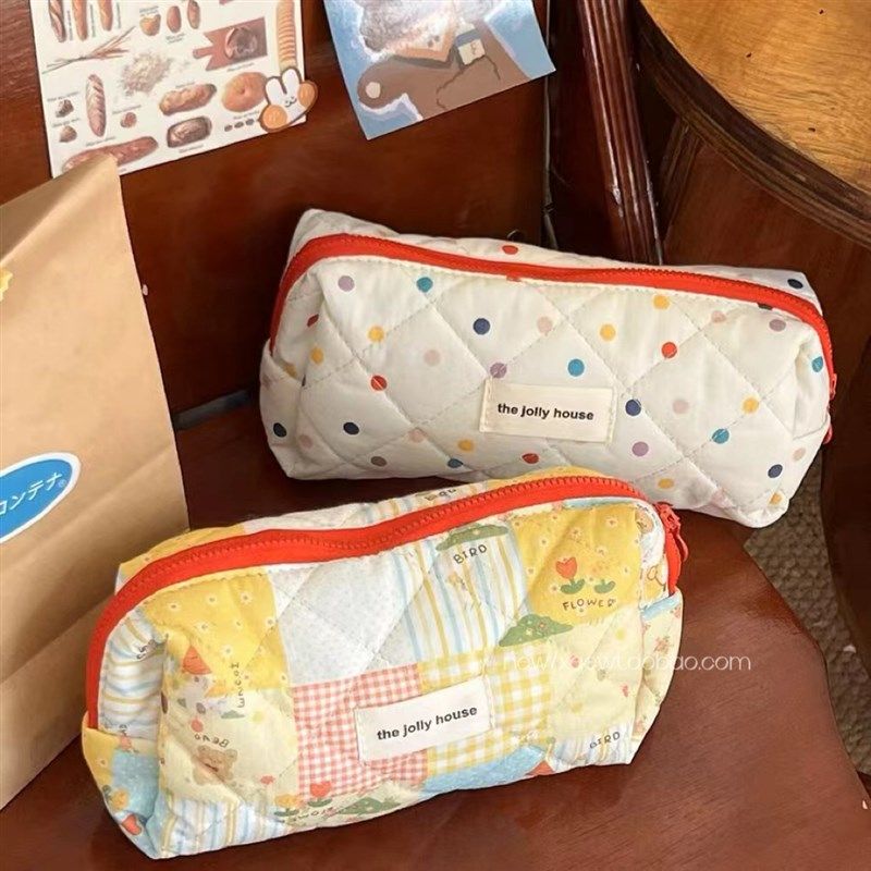 笔袋大容量柔软绗缝棉彩色拼接文具收纳袋学生手提便携化妆包女生