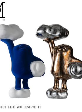 北欧简约现代植绒树脂云朵形人物雕塑样板间客厅电视柜饰品摆件