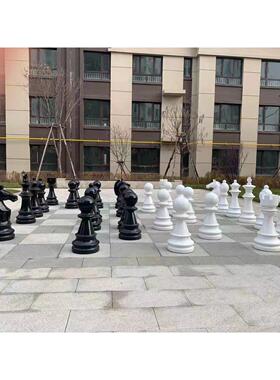 大型象棋玻璃纤维雕塑黑白棋子装饰房地产广场园林景观签到装饰品