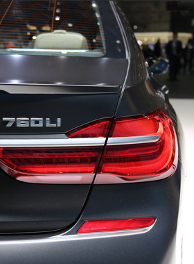 宝马M车标改装新款5系7系M140i M550i M760Li V12标志车贴尾标