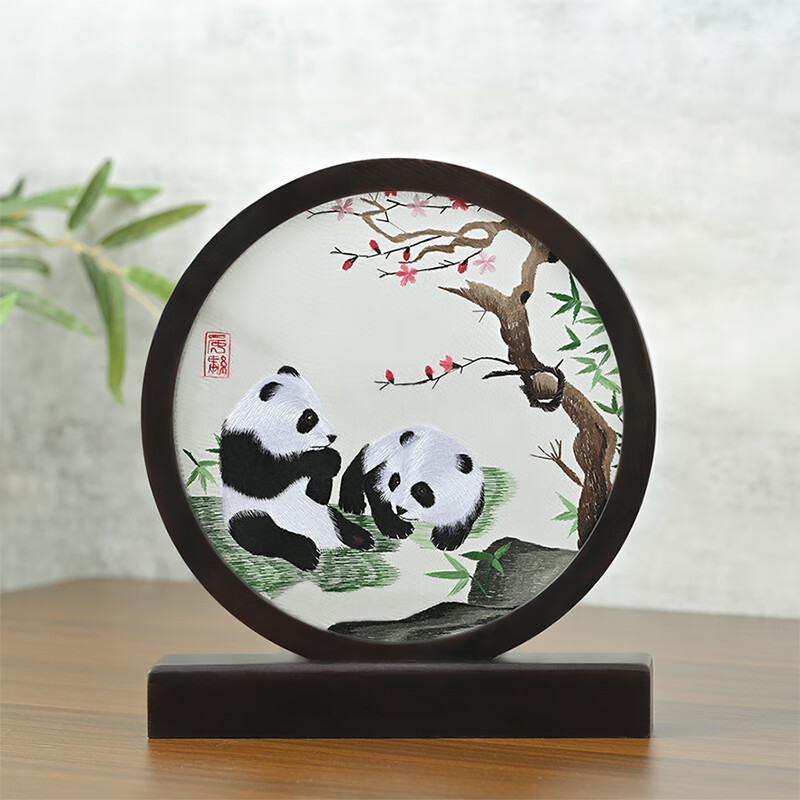 蜀绣熊猫刺绣摆件礼盒套装