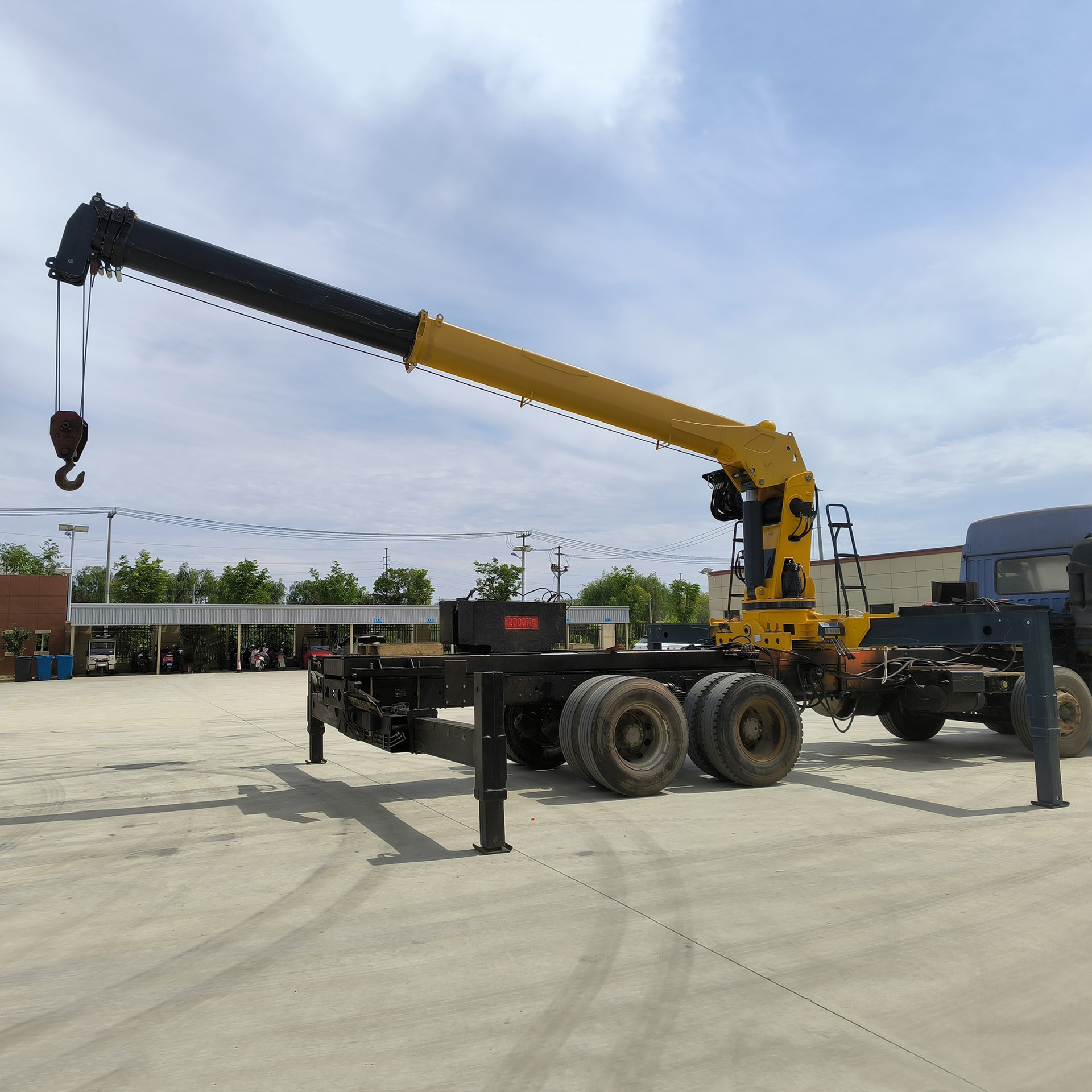 卓瑞8吨中型卡车起重机车载直臂吊机10吨随车吊平板卡车轨道吊