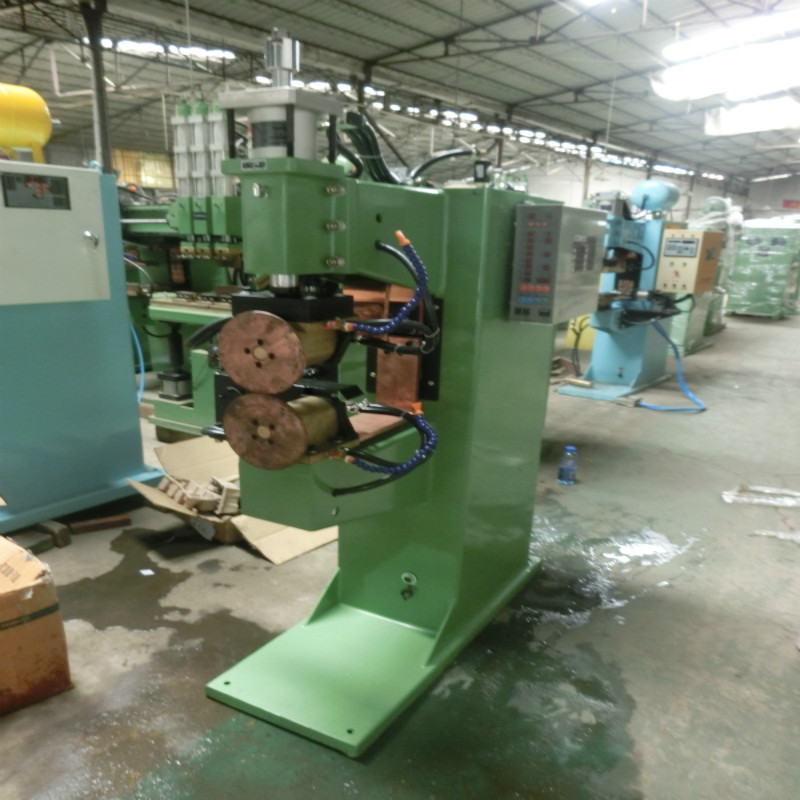 100KW摩托车减震器滚焊机 汽车油箱滚焊机 不锈钢水箱缝焊机