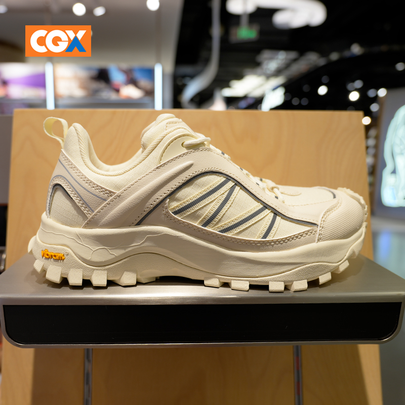 CGX x Vibram户外徒步鞋防滑耐磨登山鞋运动休闲鞋C805