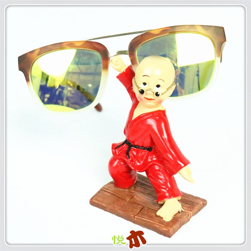 创意眼镜陈列道具太阳眼镜展示架儿童墨镜陈列装饰橱窗摆件工艺品