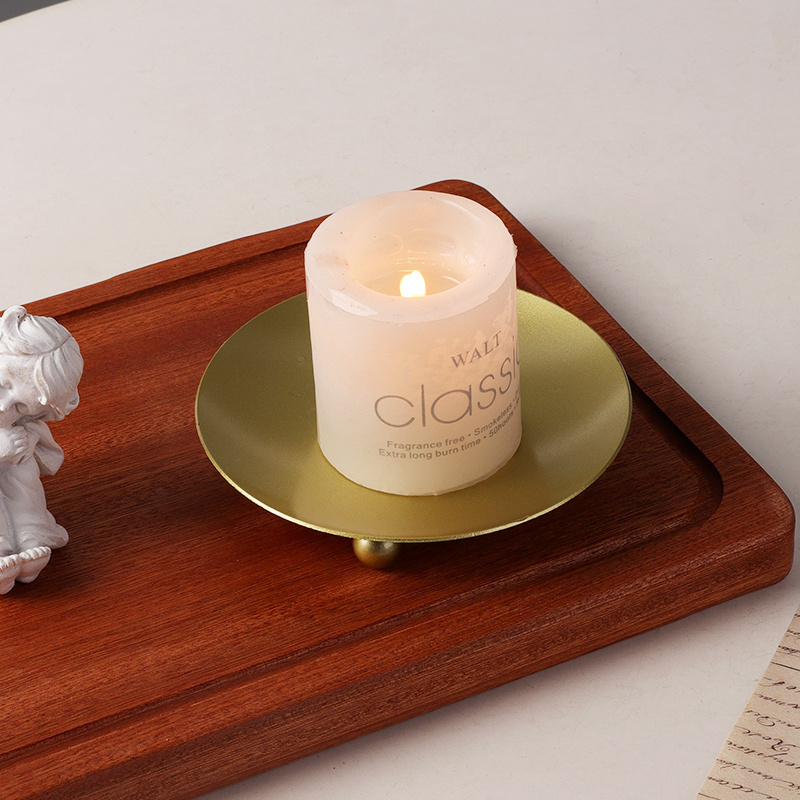 北欧简约圆形复古香薰蜡烛托台蜡台摆件家用卧室铁艺托盘小烛台碟