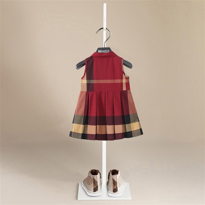 小童装2024新款夏装女童无袖格纹连衣裙洋气学院风翻领背心公主裙