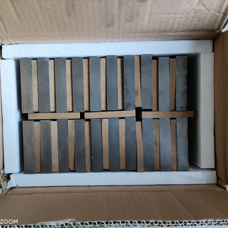 强力磁铁吸铁石超强钕铁硼永磁高强打捞强磁长方形带孔强力吸铁器