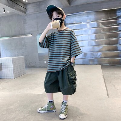 中童装男童夏装套装2025款洋气时髦儿童运动条纹短袖大童男装夏季